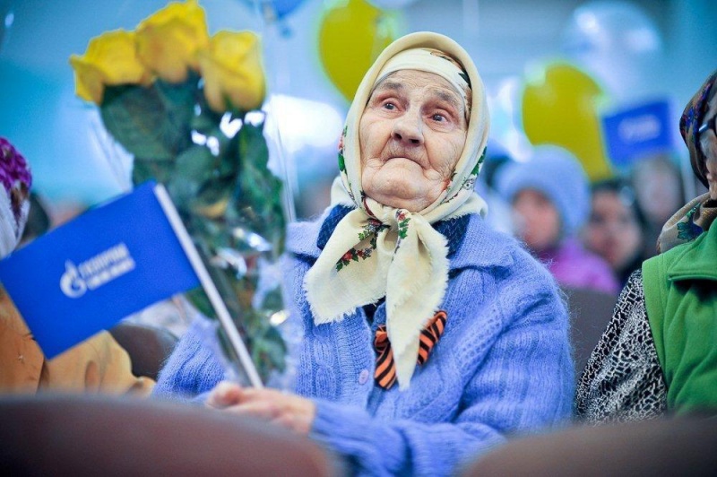 «Газпром нефть Оренбург» поздравил ветеранов с Днем победы 